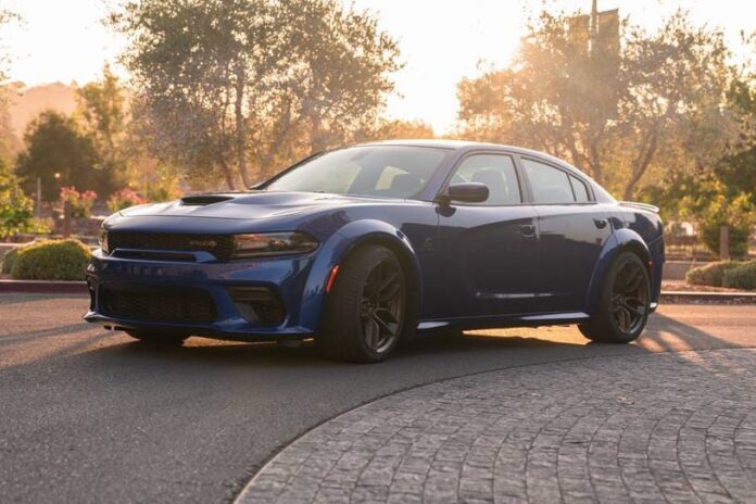 Dodge Charger SRT Hellcat 2022