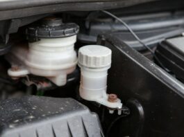 Cómo purgar embrague hidráulico (+7 pasos)