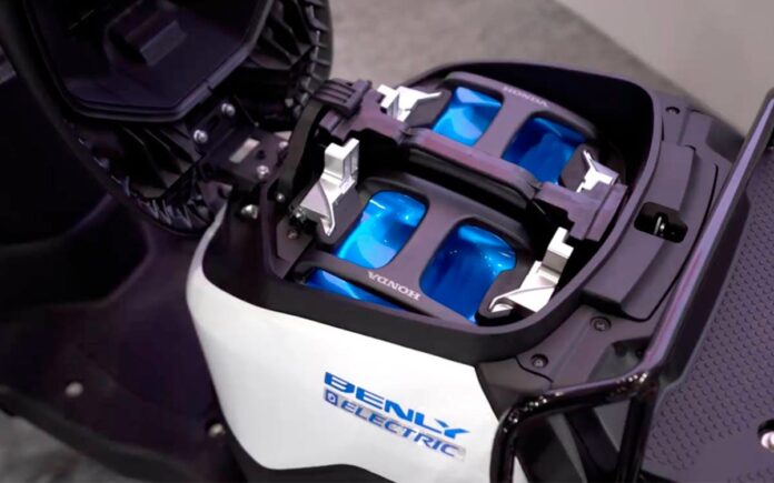 Baterías intercambiables de motos eléctricas serán fabricadas por Honda, KTM, Piaggio y Yamaha