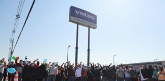 Por primera vez en 50 años el sindicato de Volvo en Chile está en huelga