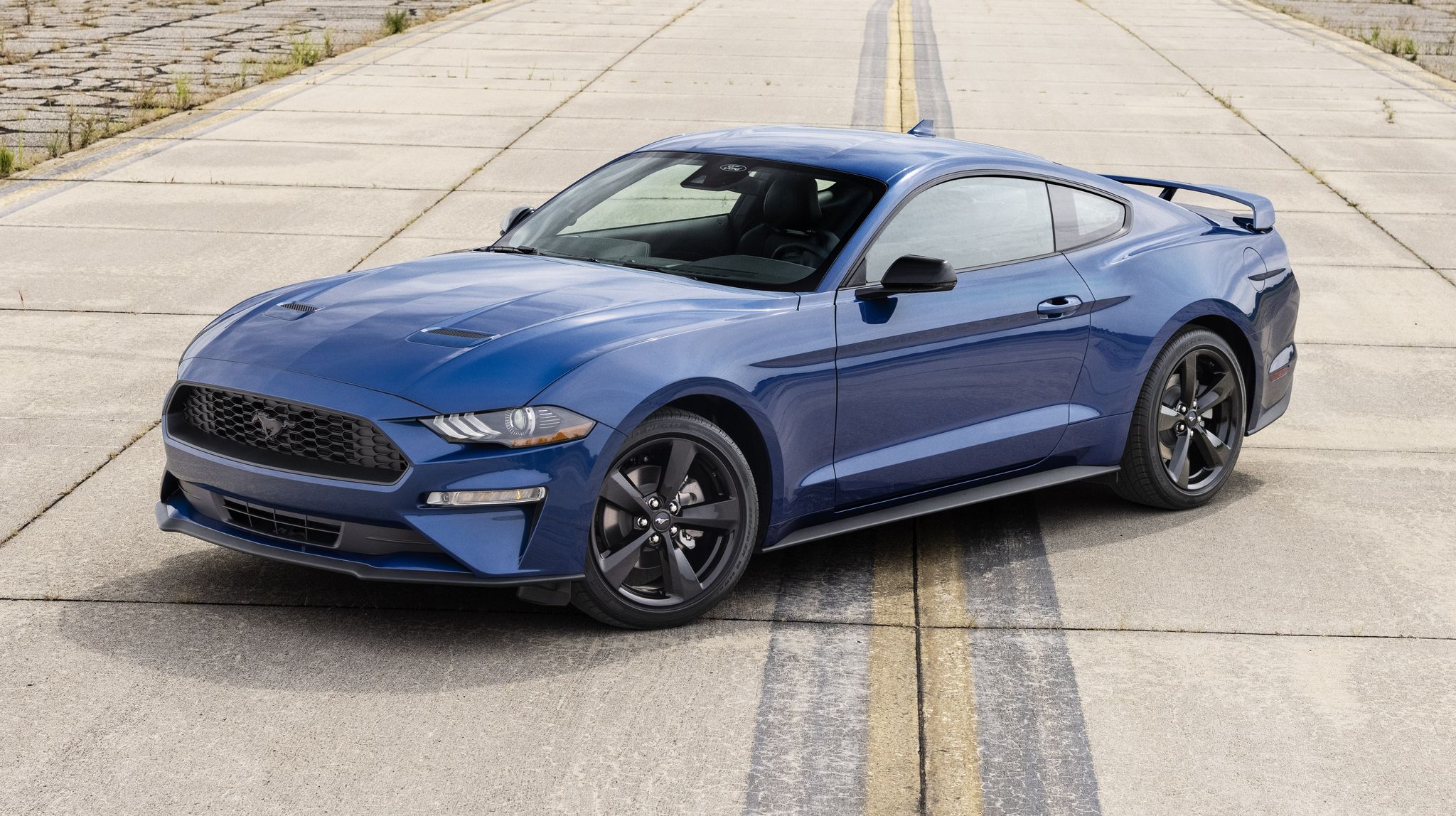 Ford Mustang 2022: precios, ventajas, desventajas y especificaciones (+Imágenes y Videos)