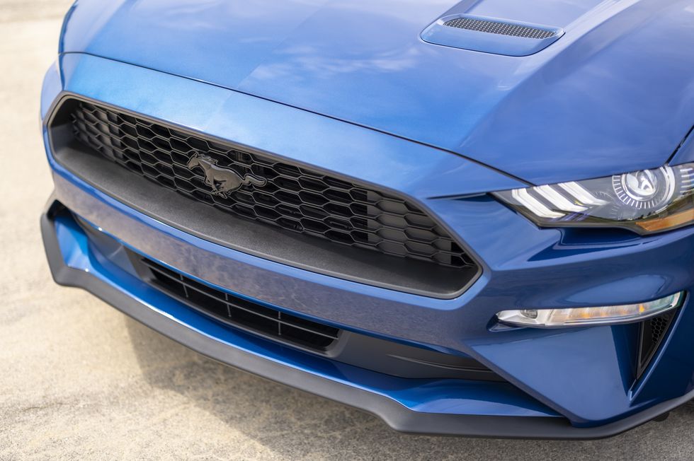 Ford Mustang 2022: precios, ventajas, desventajas y especificaciones (+Imágenes y Videos)