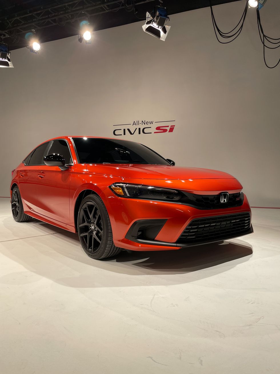 Honda Civic Si 2022: Precios, motor, rendimiento y aspecto deportivo (Imágenes y Videos)