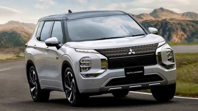 Mitsubishi Outlander PHEV 2023 tiene una autonomía de 87 kilómetros gracias a dos motores eléctricos de 20 kWh