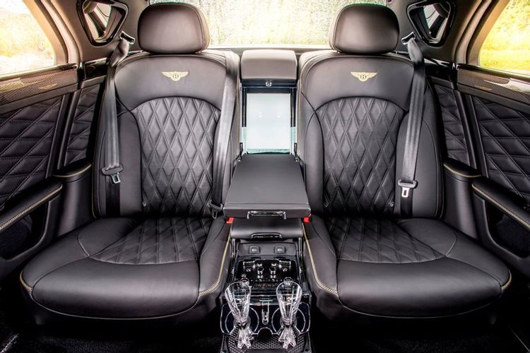 Las 10 experiencias de asientos traseros más lujosas del mundo del automóvil