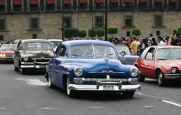 Los requisitos para las placas de auto antiguo en la Ciudad de México