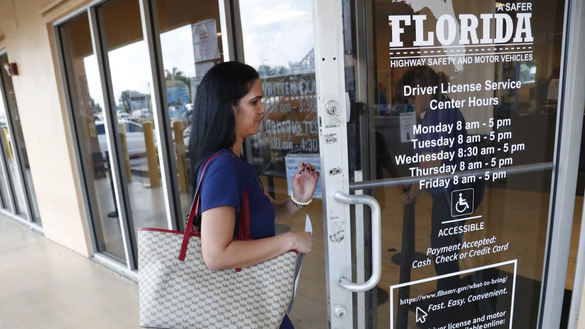 Licencia de conducir en Florida para quienes pidieron asilo político