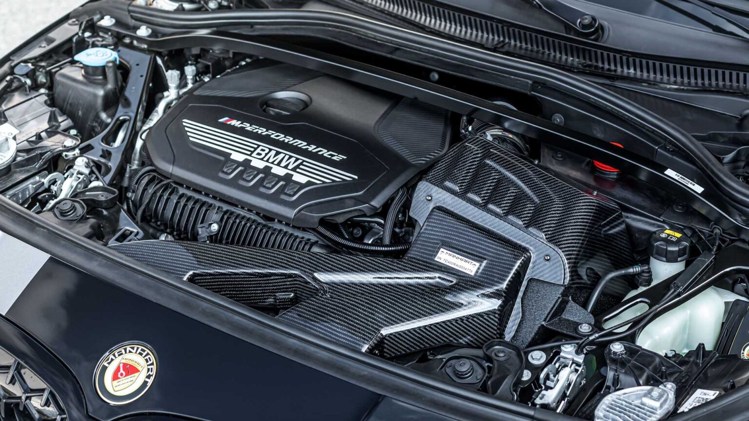 Manhart muestra su MH1 350 basado en un BMW Serie 1 - Gossip Vehiculos