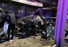Brutal choque en La Florida deja un vehículo desintegrado y dos heridos