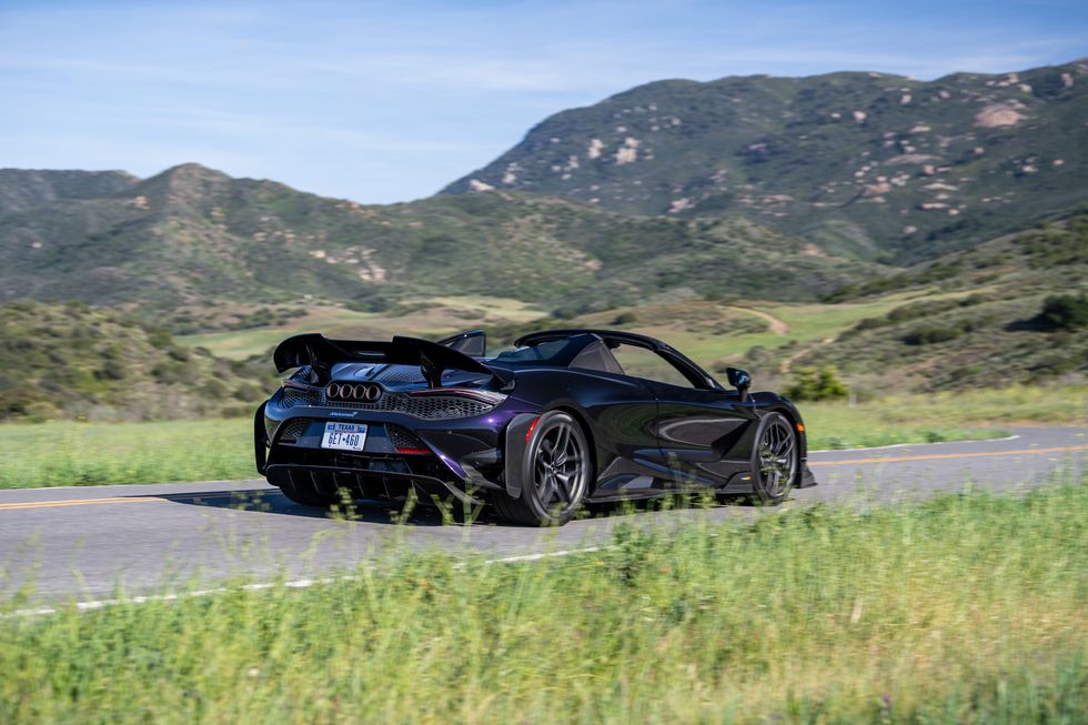 McLaren 765LT Spider 2022: Precios, motor, interior, especificaciones (+imágenes y videos)