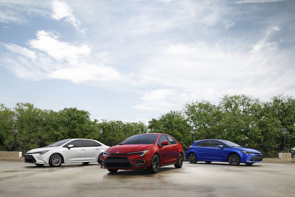 Toyota Corolla 2023: Precios, motor, interior (+imágenes y videos)