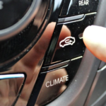 Significado de los botones del aire acondicionado del carro