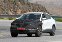 Imágenes espías Renault Arkana