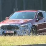 Renovado Mercedes-Benz CLA 2023 captado en video espía