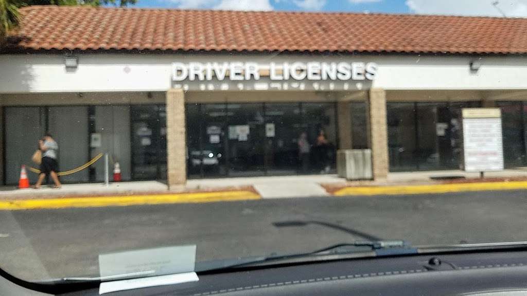 Como renovar licencia de conducir en Florida 