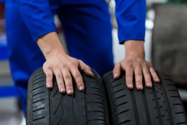 Las 10 peores marcas de neumáticos que hay que evitar a toda costa en 2022