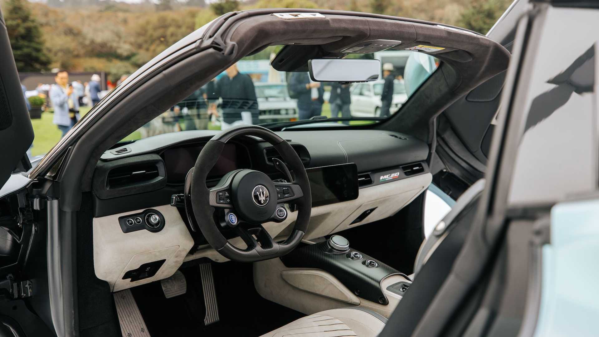 Maserati MC20 Cielo Spyder Interior