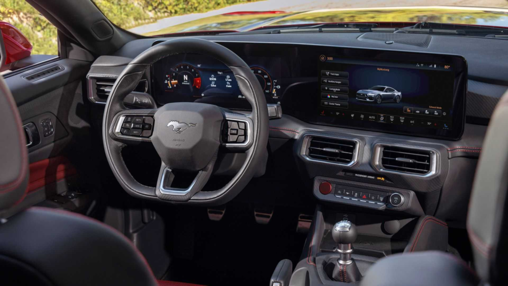 Mustang 2024: Precios, características, motor, interior (Imágenes y Videos)