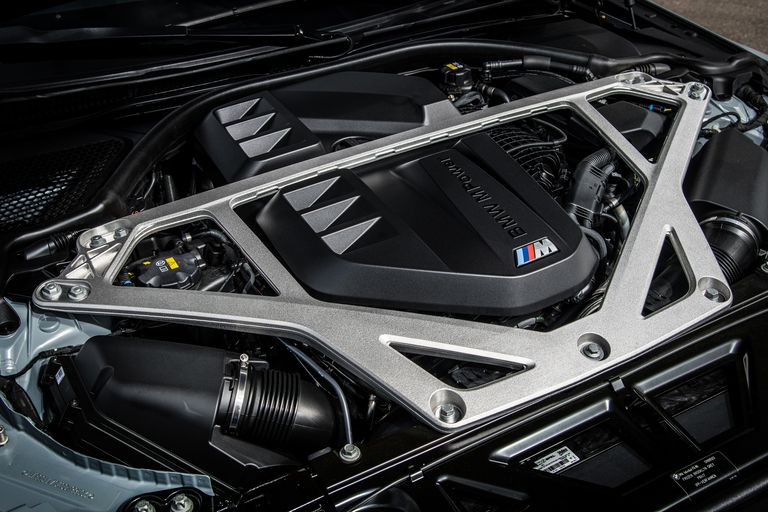 BMW M4 2023: Precios, motor, interior, ficha técnica (Imágenes y Videos)