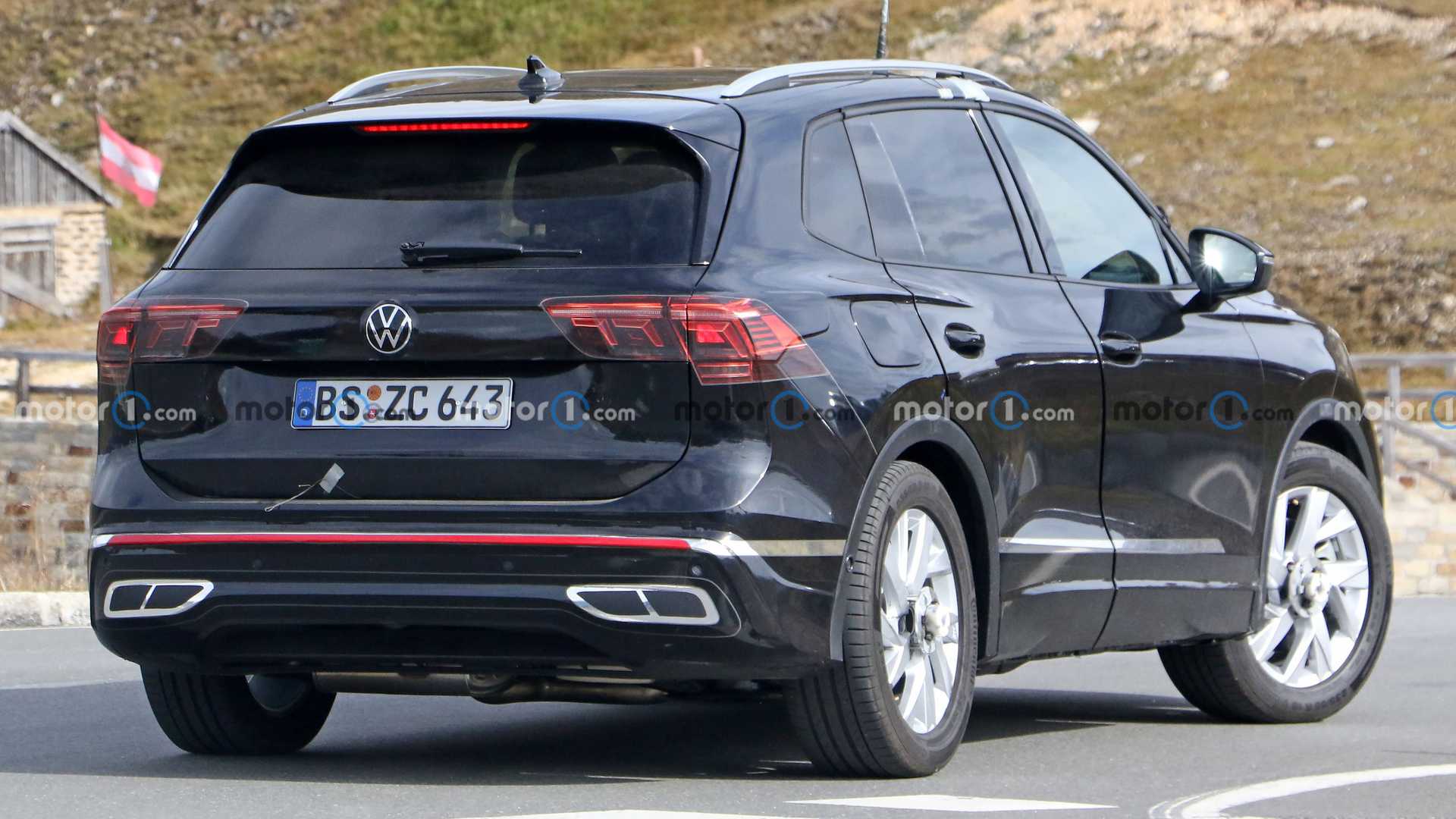 Volkswagen Tiguan 2024 espiado sin camuflaje
