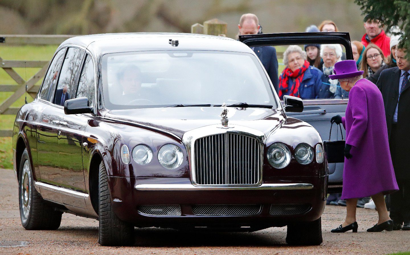 Bentley State Limousines de la Reina Isabel II