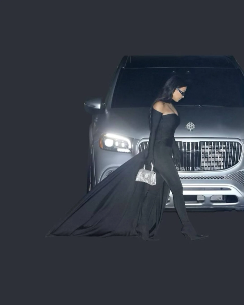Colección de autos de Kim Kardashian valorada en 3,8 millones de dólares
