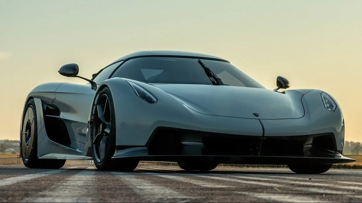 Los 10 autos más rápidos del mundo 2024 - Gossip Vehiculos