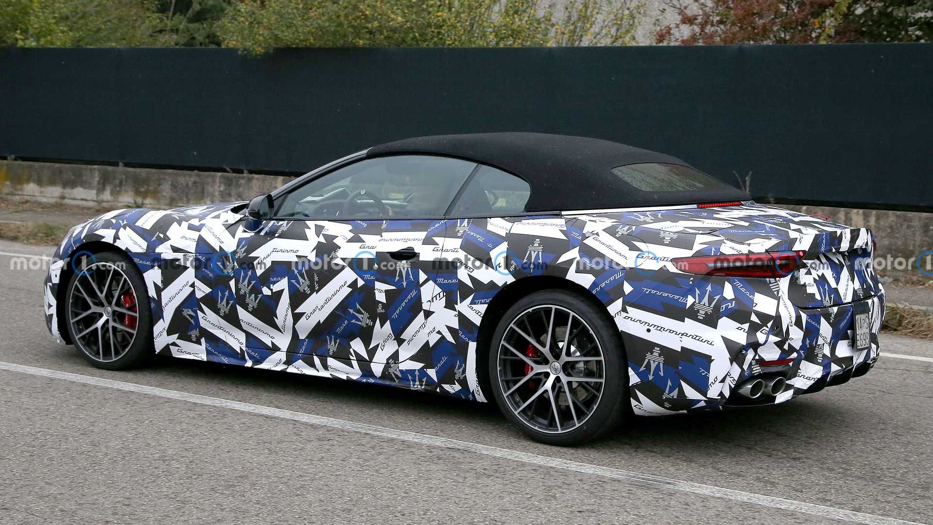 Spied for the first time the new Maserati GranCabrio