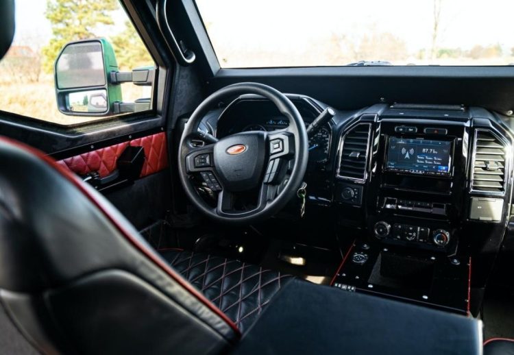 2022 TERRADYNE GURKHA Interior