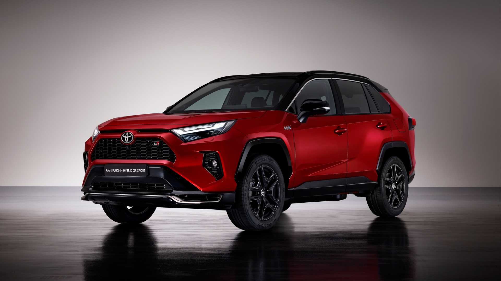 The new Toyota RAV4 GR Sport 2023 will arrive in Europe