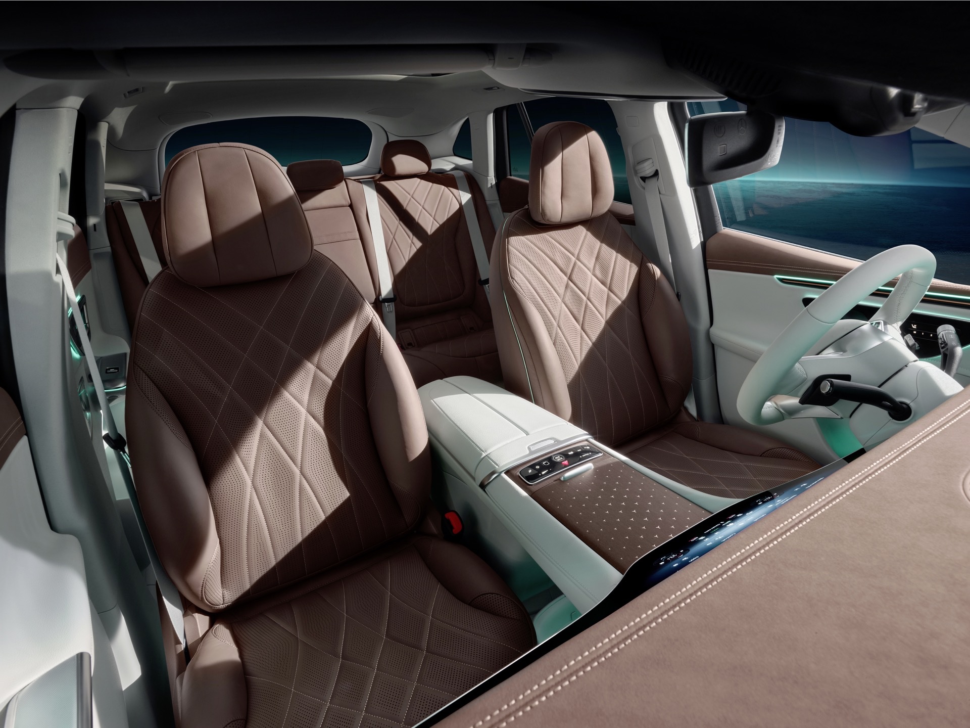 Mercedes EQE SUV 2024 Cabin