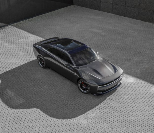 Nuevo protagonista de “Rápidos y Furiosos 10”, el Dodge Charger Daytona SRT eléctrico