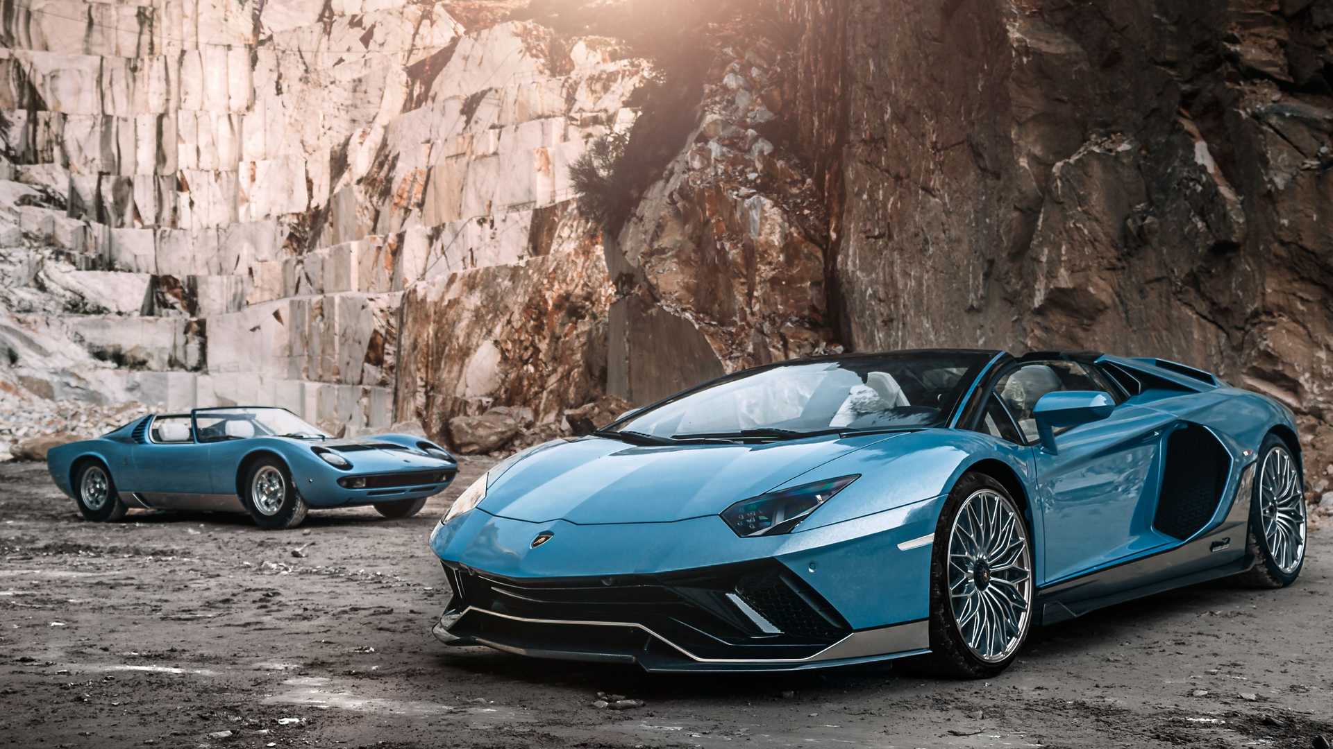 Último Lamborghini Aventador y Miura Roadster