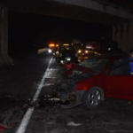 Auto chocó contra tráiler en autopista de Veracruz