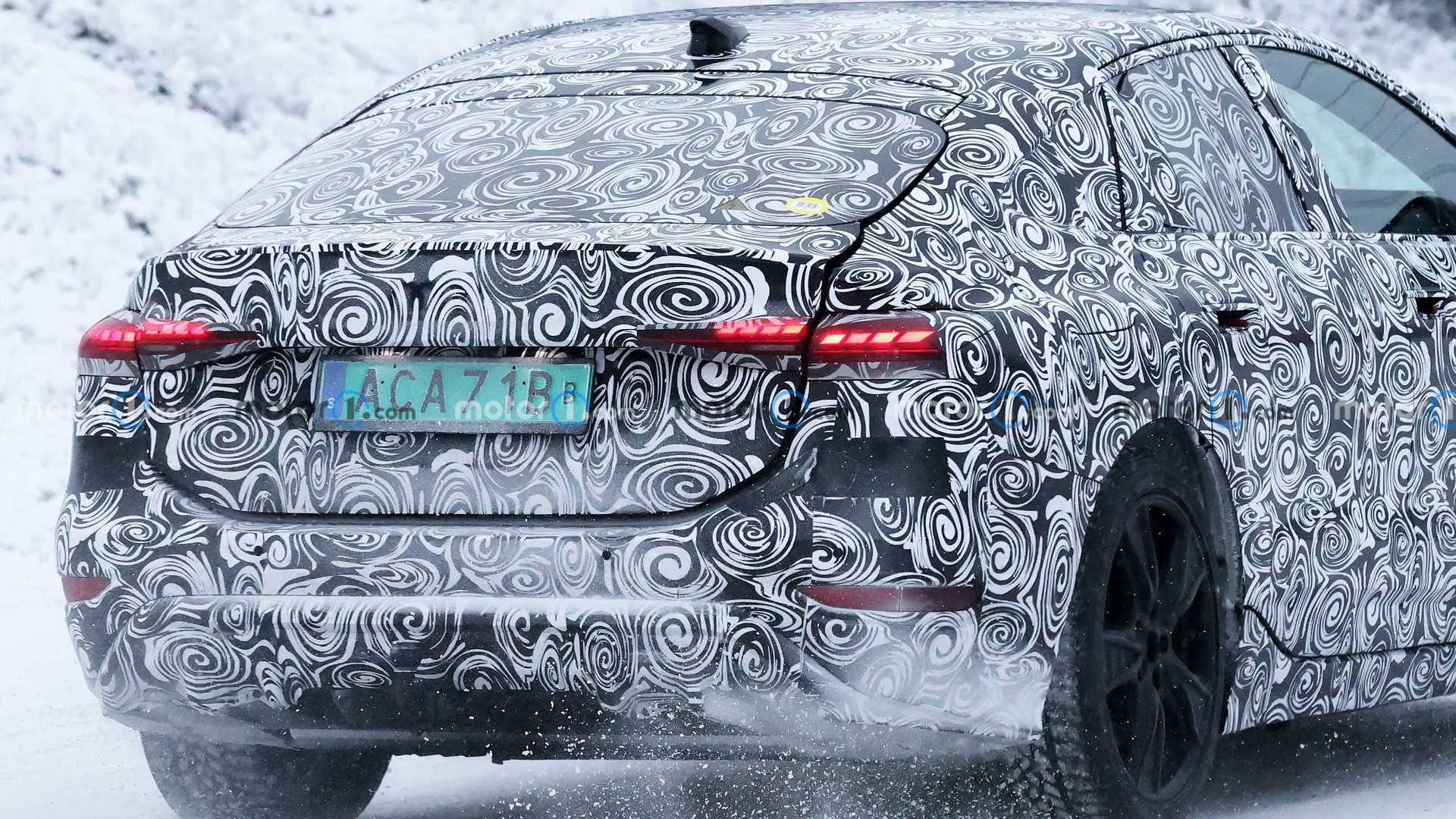 Imágenes espía del Audi A6 E-Tron 2024