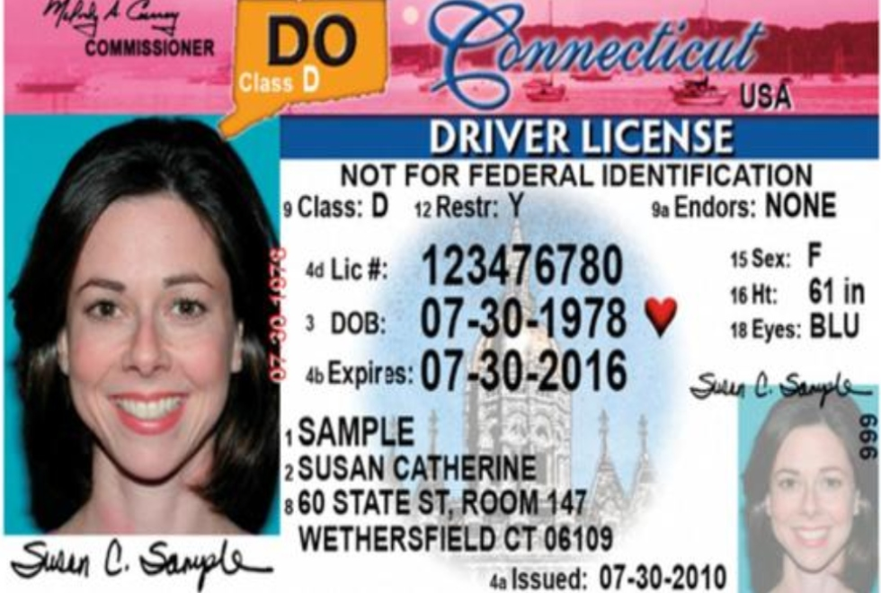 Licencia de conducir para indocumentados en Connecticut