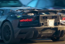 Mula de prueba de Lamborghini probando tren motor