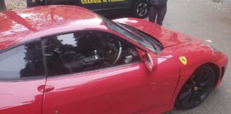 Un Joven italiano es detenido por falsificar Ferrari