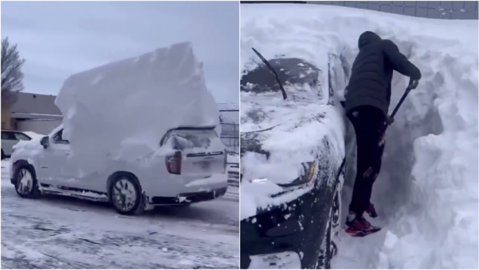 Jugadores de los Buffalo Bills encuentran autos enterrados en la nieve