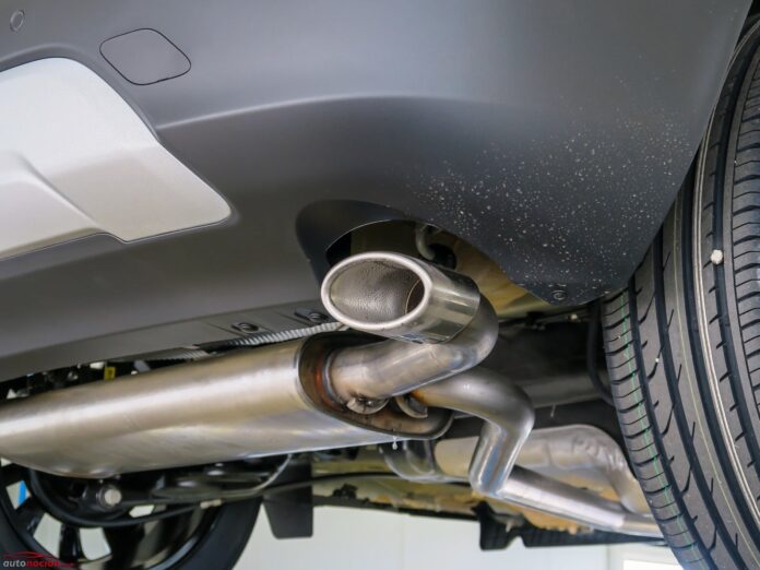 What happens when the catalytic converter is removed from a car?