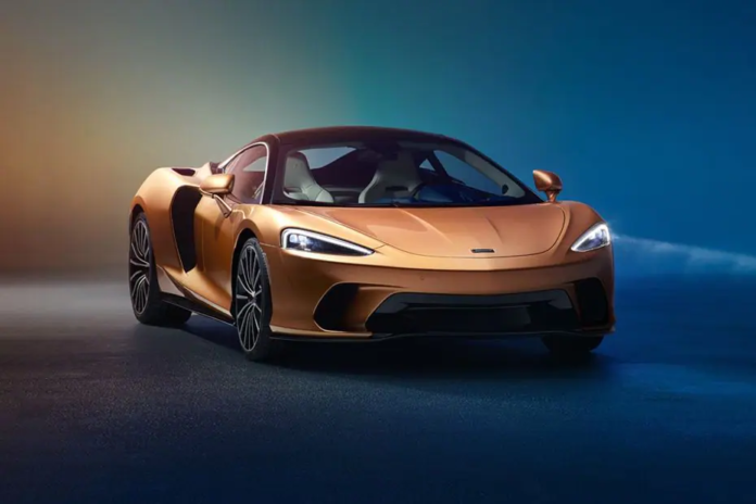 McLaren GT 2023