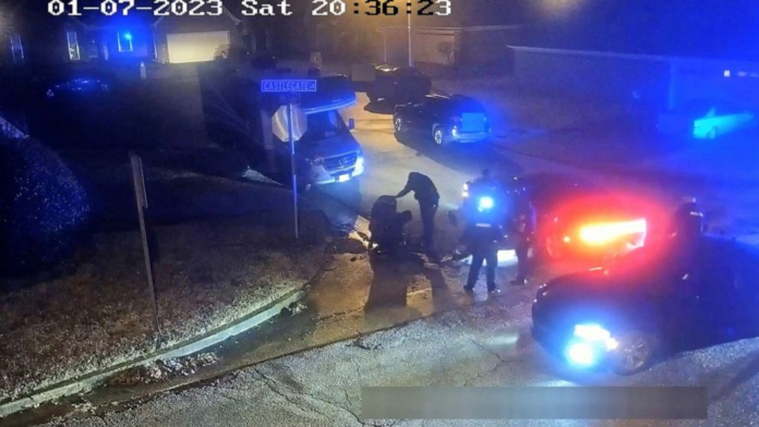 Tyre Nichols recibe mortal golpiza de policias