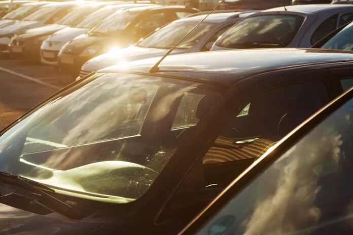 The best wax to protect the car from the sun