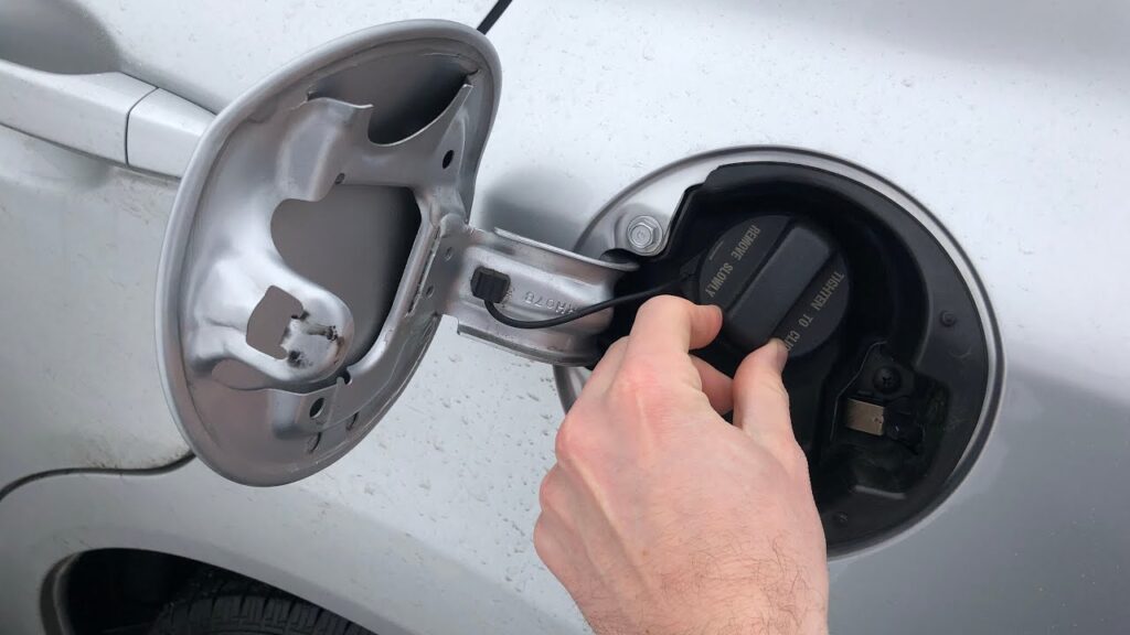 Como quitar el Check Fuel Cap
