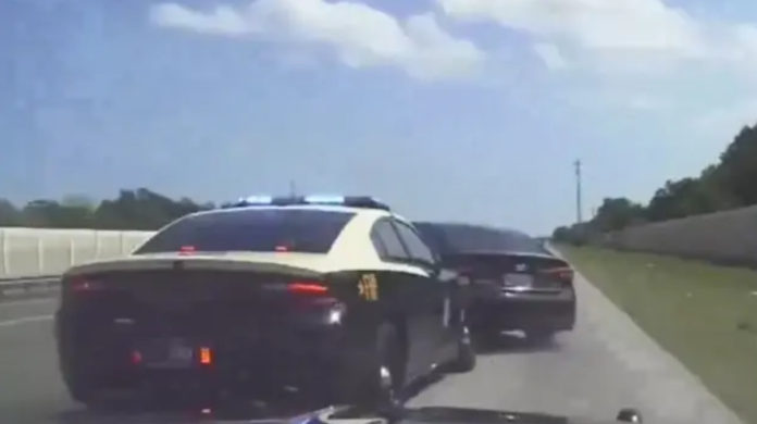 La impresionante mariobra de policia de Florida