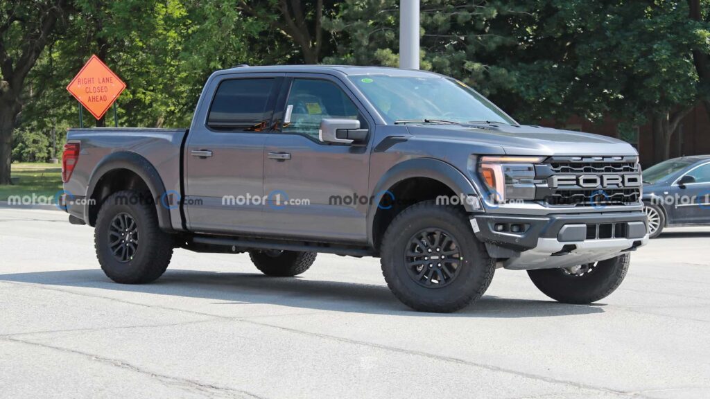 Un vistazo al Ford F150 Raptor R 2024 en nuevas imágenes espía