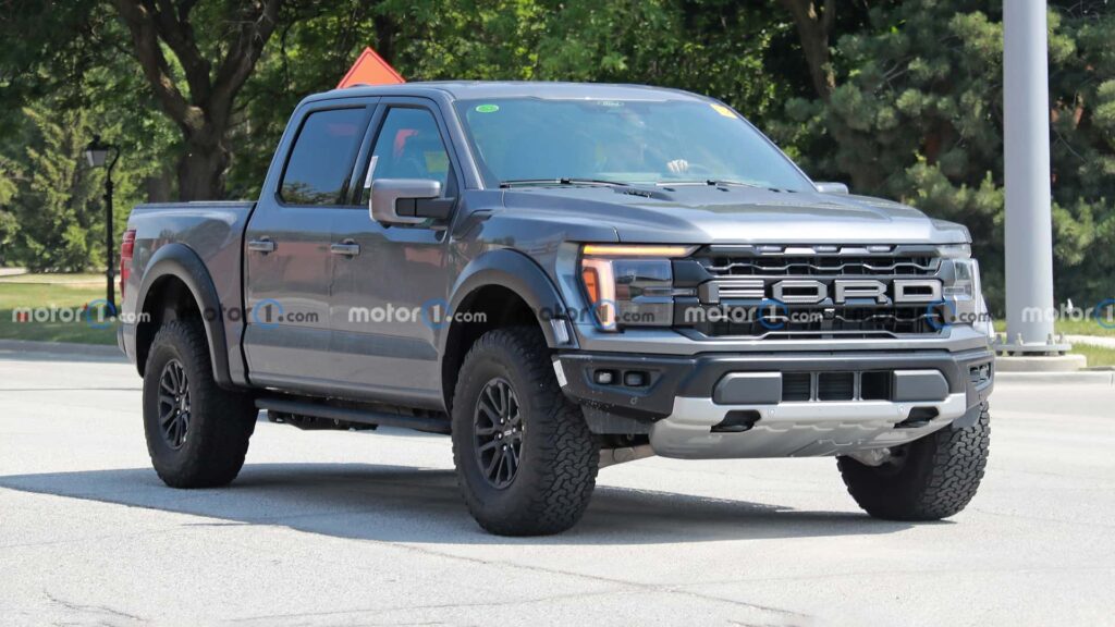 Un vistazo al Ford F150 Raptor R 2024 en nuevas imágenes espía