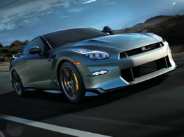 Nissan GT-R 2024: ventajas y desventajas
