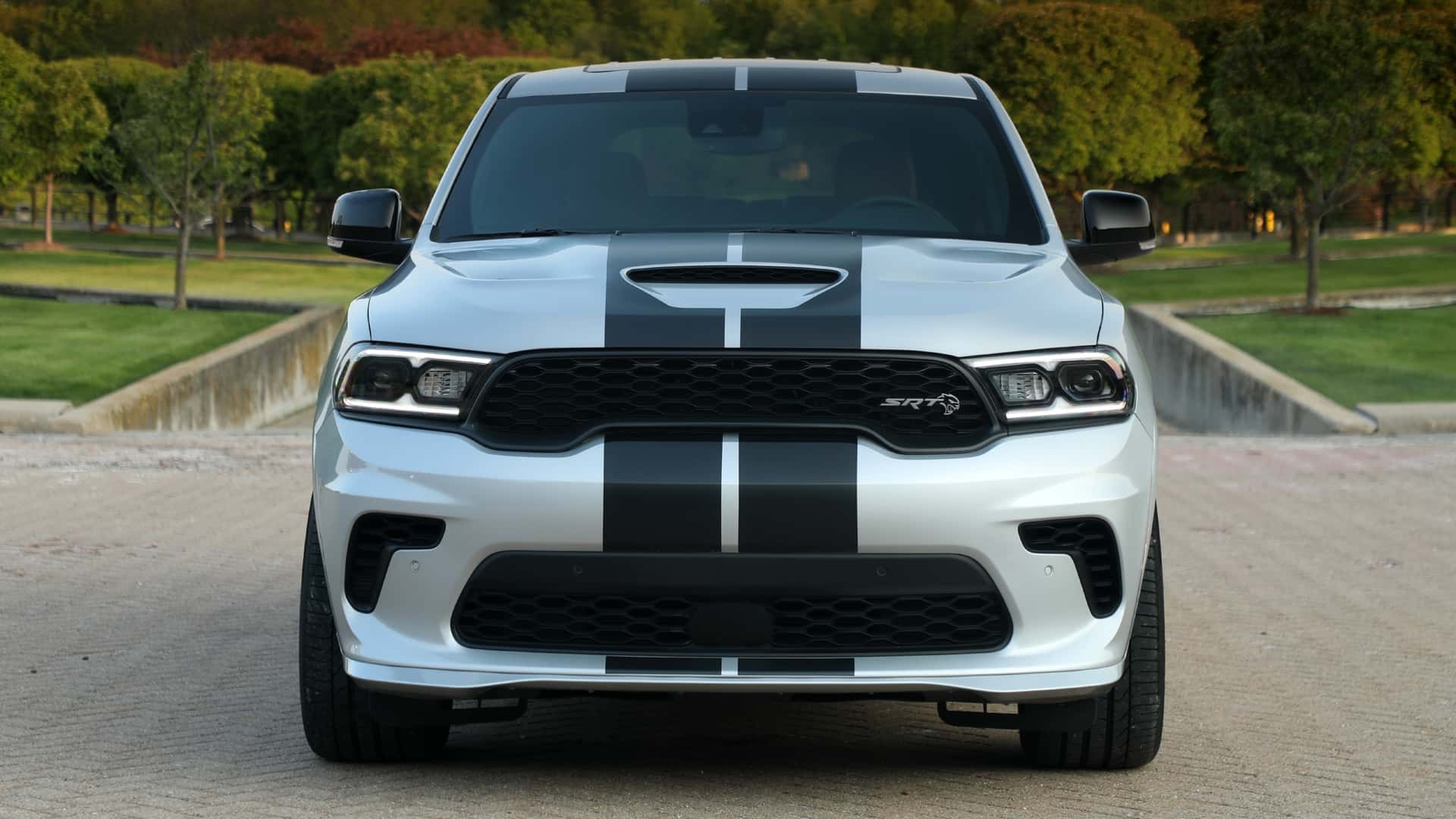 La potencia continúa El Dodge Durango SRT Hellcat 2024 mantiene vivo