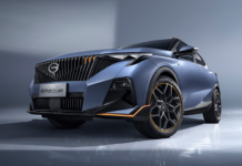 GAC Emzoom 2024–2026: fallas y revisión antes de comprar GAC Emzoom azul, vista delantera lateral en estudio